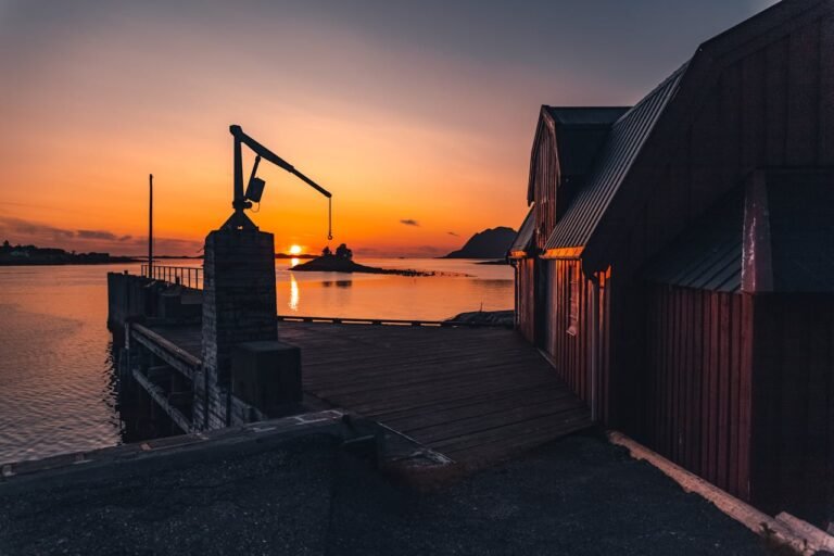 Husleietvister ved naust langs kysten